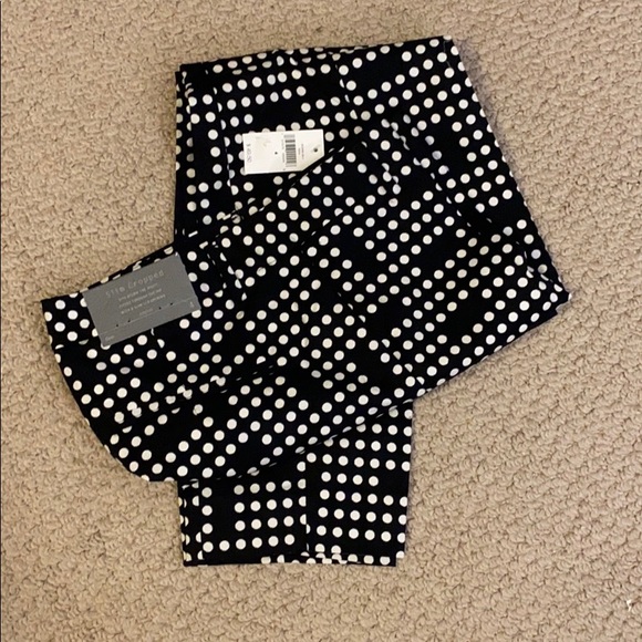 Pair of brand new slim cropped Gap trousers - Picture 2 of 4